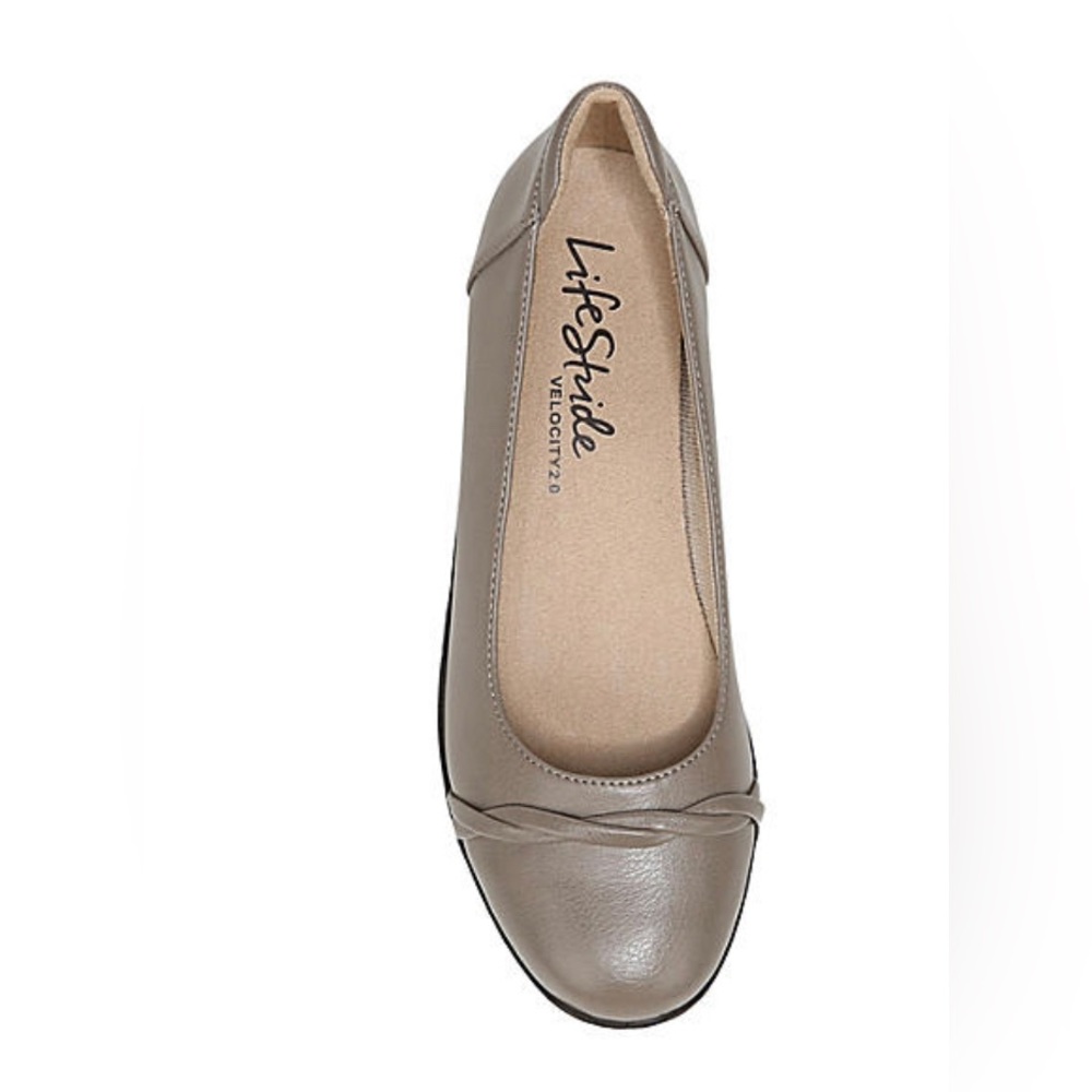 *Never Worn* LIFE STRIDE Flats Velocity Flex Comfort Shoes